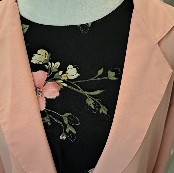 Vintage Maggie Sweet Waterfall Three Piece Pant Suit - Picture 2 of 16